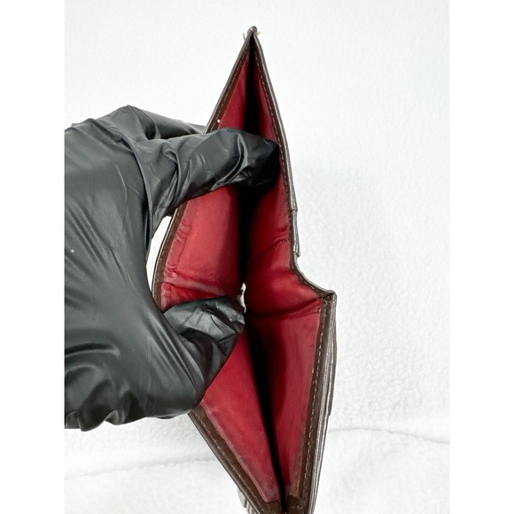 Christian Dior Vintage Bifold Wallet - Iconic Elegance in Excellent Condition - Picture 4 of 11